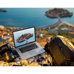 €29 Travel Blogging Diploma Course Online